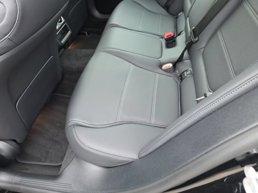 Certified 2025 Mercedes-Benz C 300 4MATIC Sedan image 18