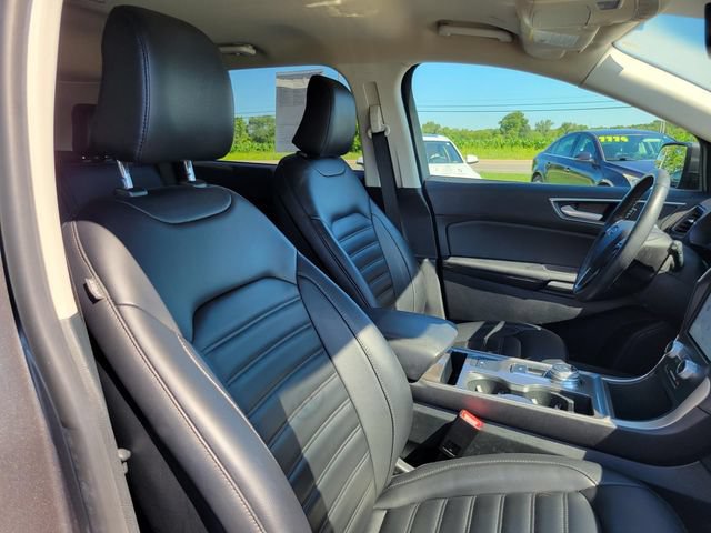 Used 2024 Ford Edge SEL AWD/4WD image 30
