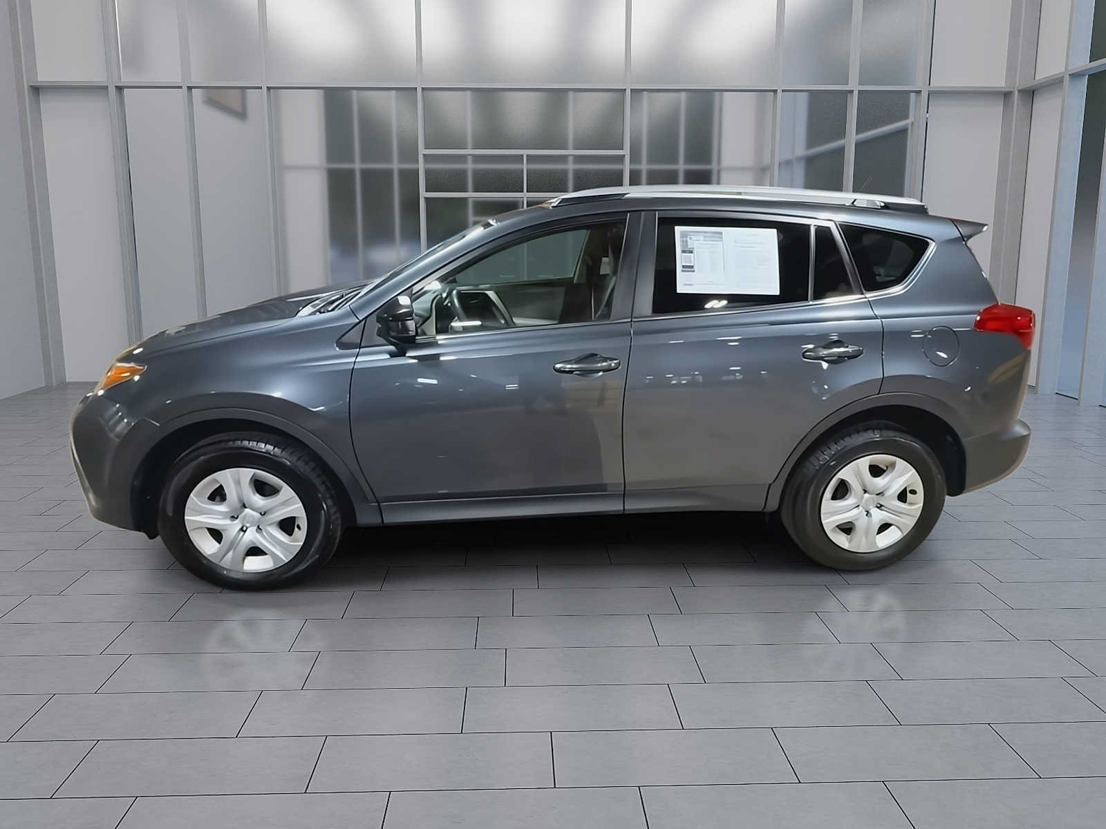 Used 2015 Toyota RAV4 LE AWD/4WD image 5