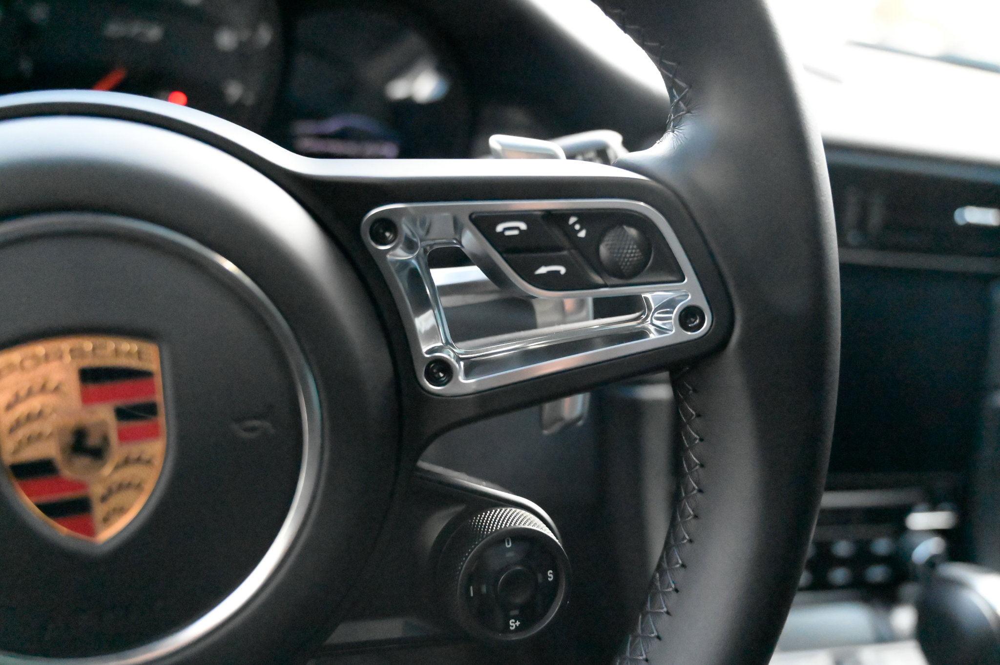 Used 2019 Porsche 911 Carrera GTS image 24