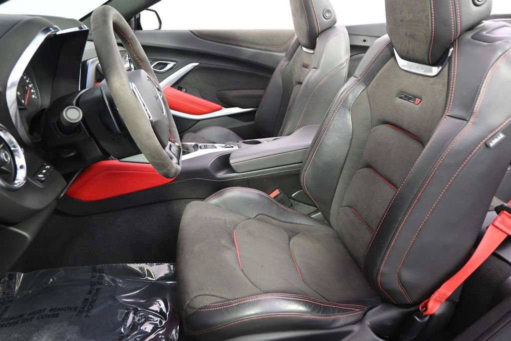 Used 2021 Chevrolet Camaro ZL1 image 17