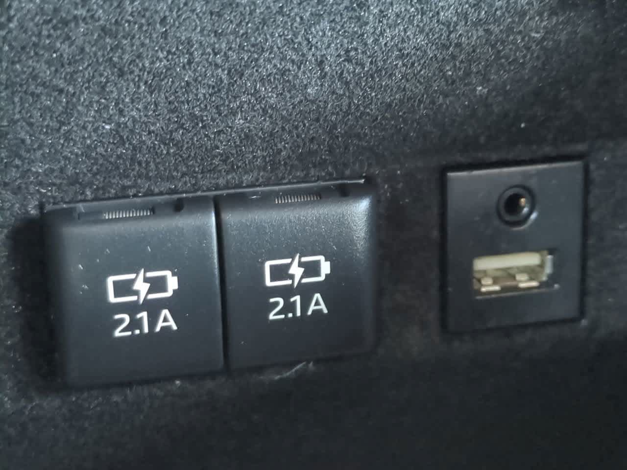 Certified 2020 Toyota Avalon Limited w/ Advanced Safety Package FWD image 22