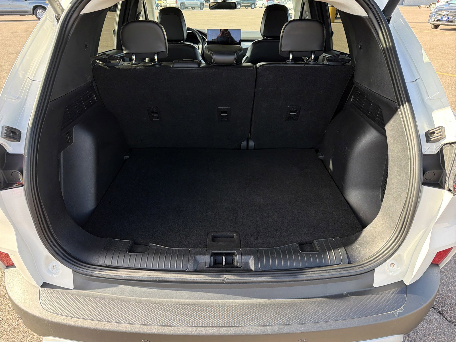 Used 2024 Ford Escape Platinum image 18