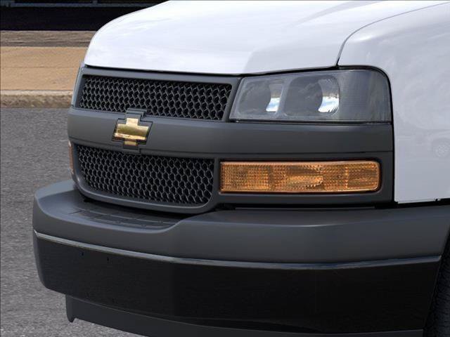 New 2025 Chevrolet Express 2500 w/ Driver Convenience Package RWD image 13
