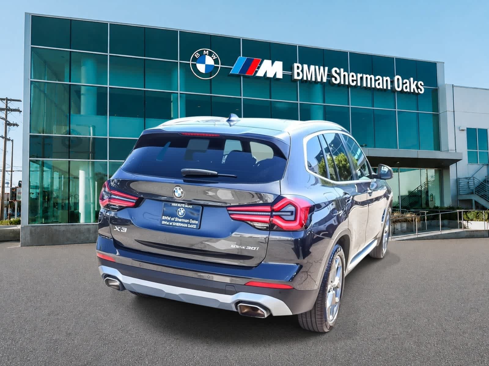 Used 2023 BMW X3 sDrive30i w/ Premium Package RWD image 4