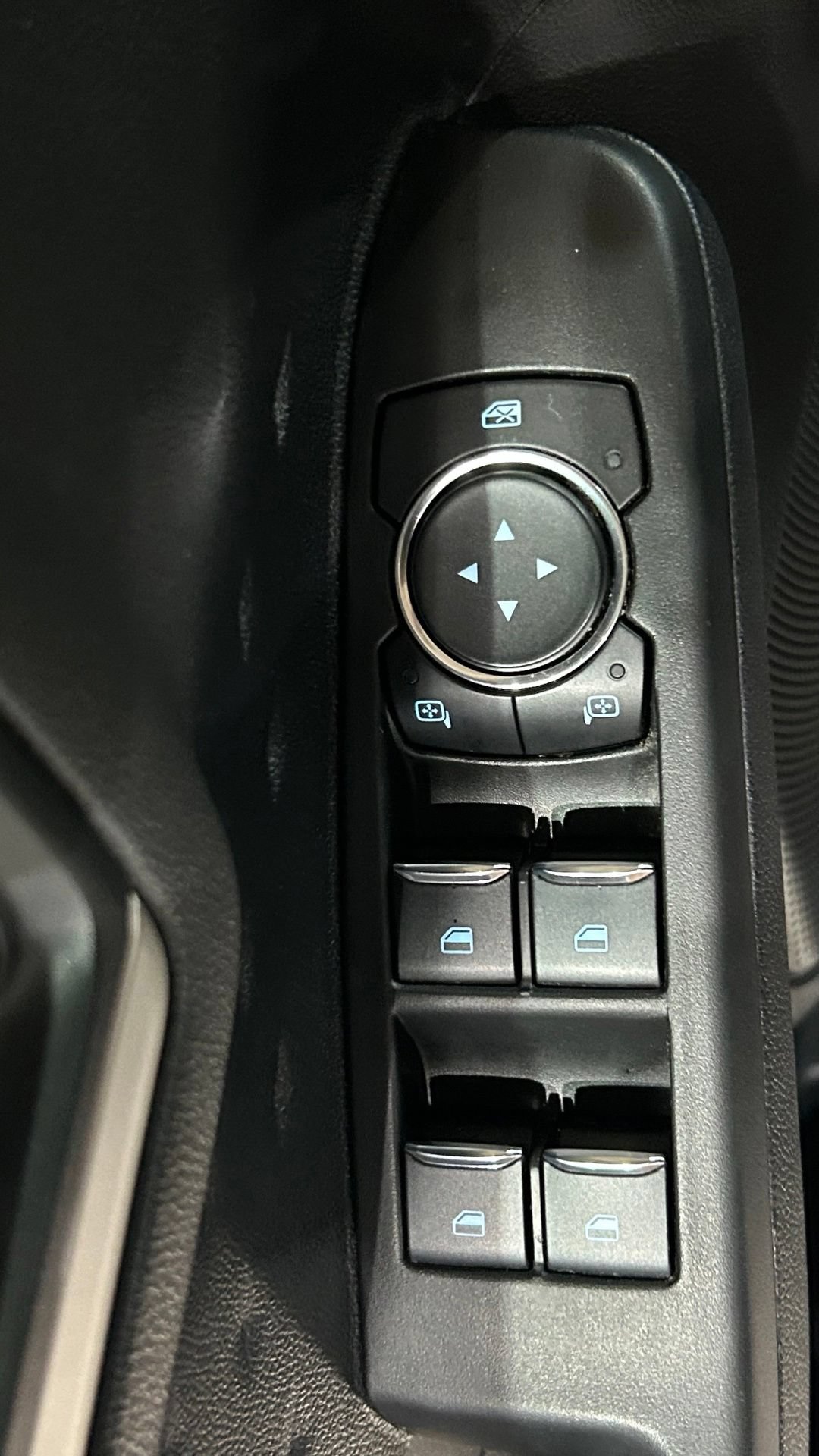 Used 2020 Ford Escape SE AWD/4WD image 30