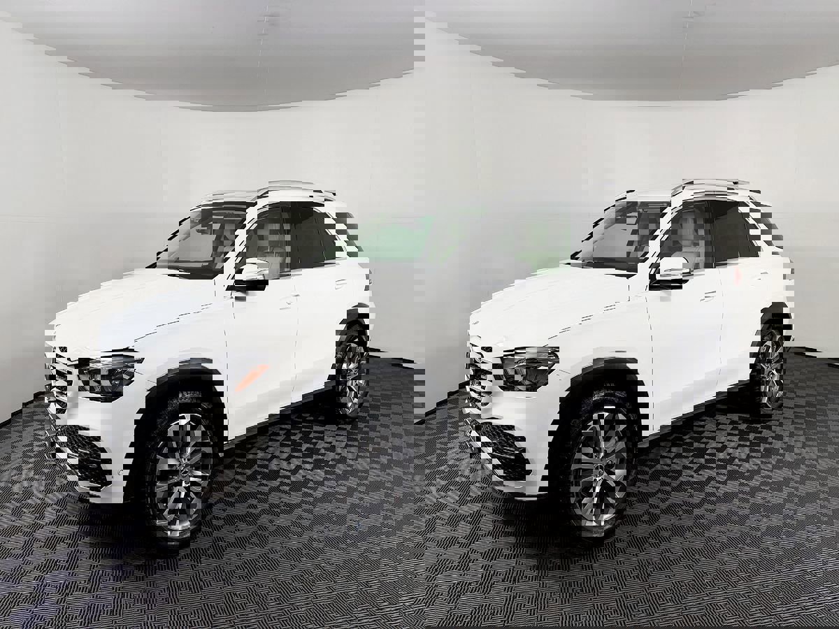 Used 2022 Mercedes-Benz GLE 450 4MATIC image 2