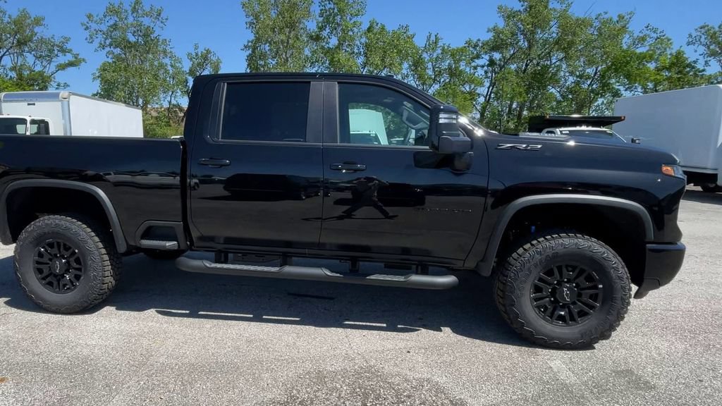 New 2026 Chevrolet Silverado 2500 ZR2 w/ LPO, Dark Essentials Package AWD/4WD image 3