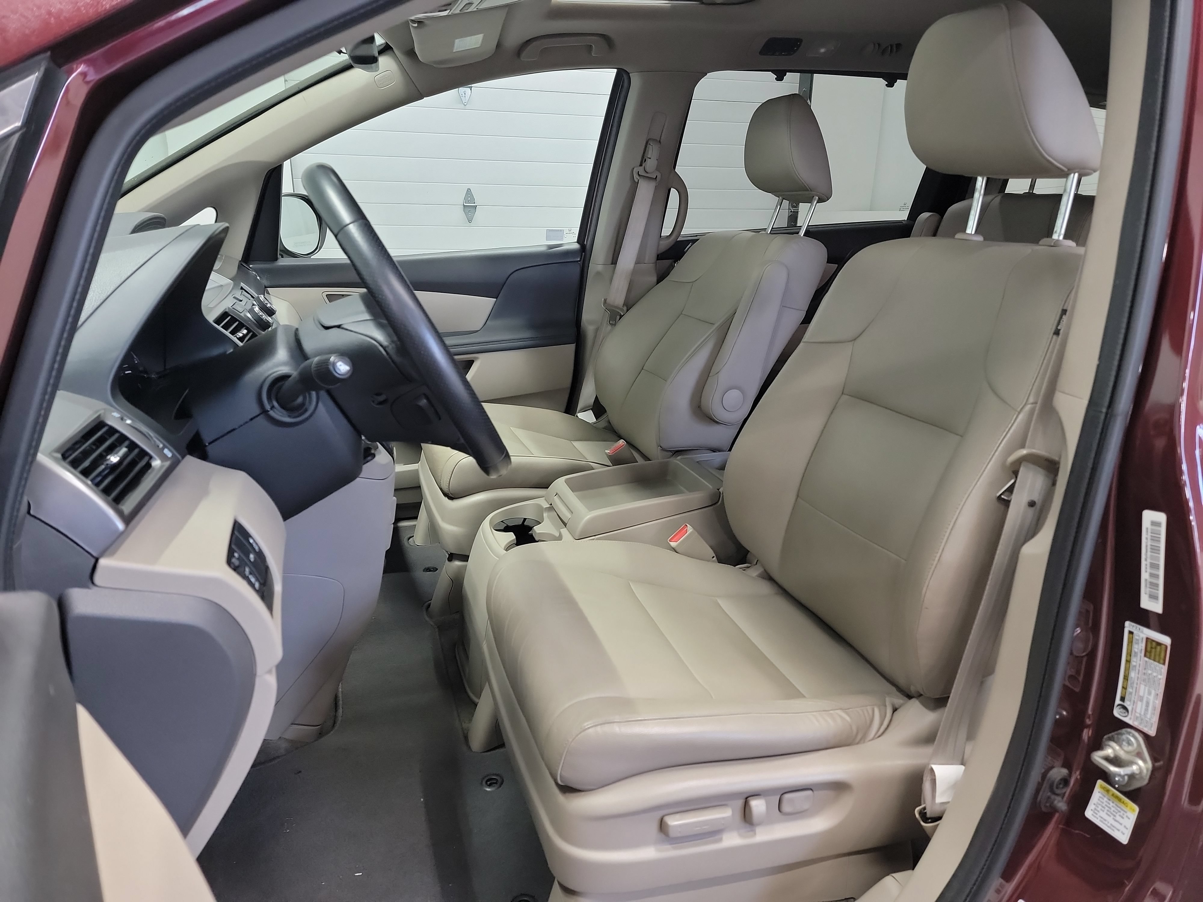 Used 2017 Honda Odyssey EX-L image 12