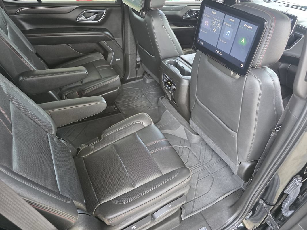 Used 2021 Chevrolet Tahoe RST w/ Luxury Package AWD/4WD image 28