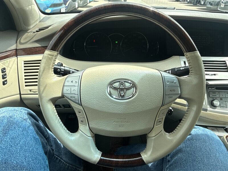 Used 2010 Toyota Avalon XL FWD image 19