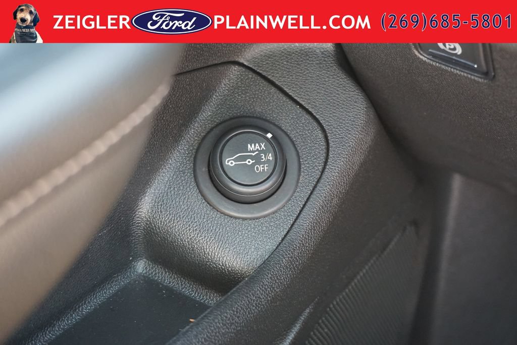Used 2022 GMC Terrain SLT w/ Tech Package AWD/4WD image 34