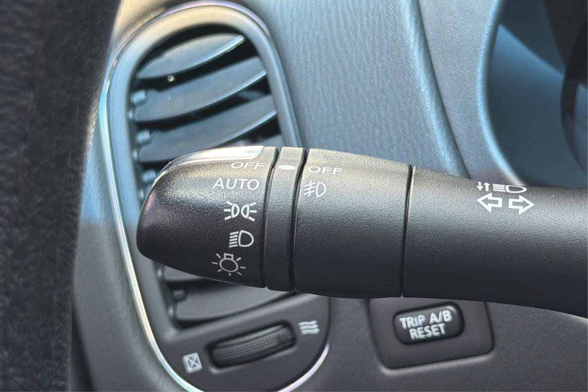 Used 2017 INFINITI QX50 2WD w/ Premium Package image 18