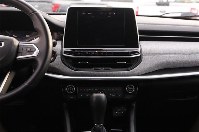 Used 2022 Jeep Compass Latitude w/ Convenience Group image 23