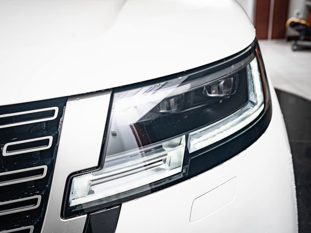 Used 2022 Land Rover Range Rover SE image 14