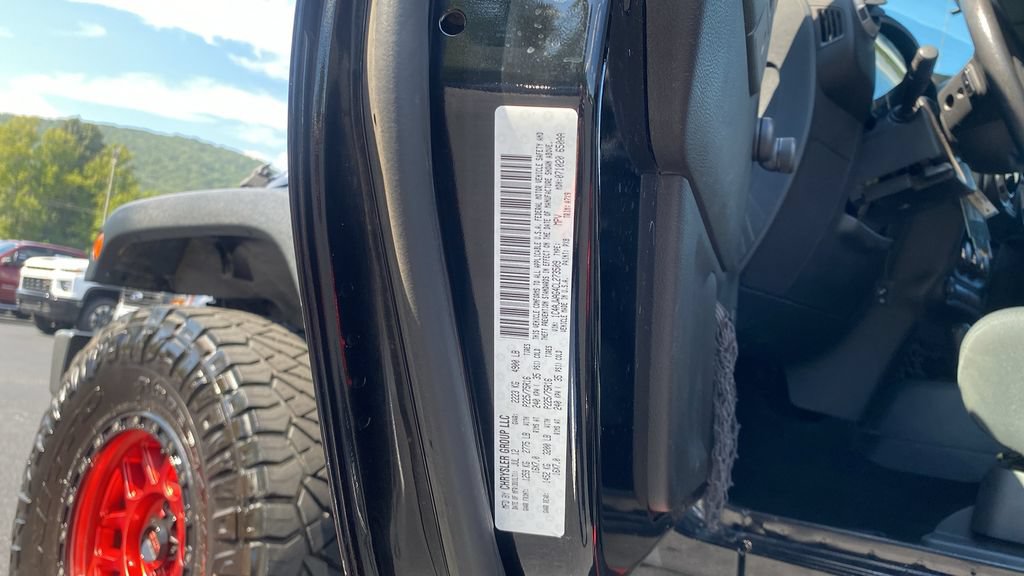 Used 2012 Jeep Wrangler Sport AWD/4WD image 16