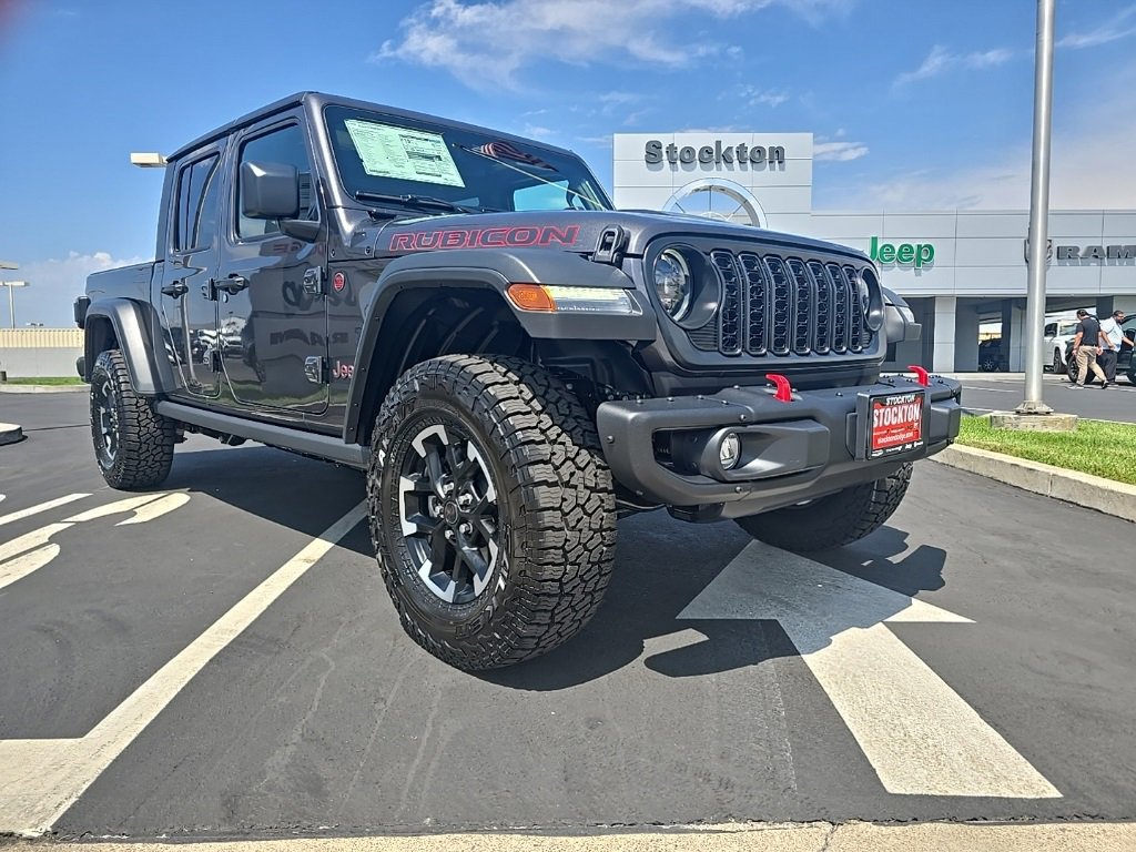 New 2025 Jeep Gladiator Rubicon w/ Convenience Group