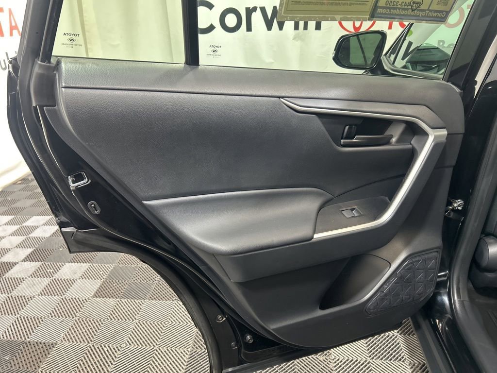 Used 2024 Toyota RAV4 LE AWD/4WD image 16