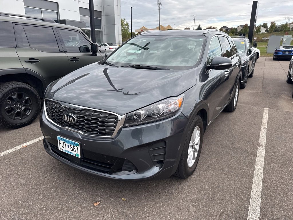 Used 2020 Kia Sorento LX w/ LX I4 Convenience Package image 4