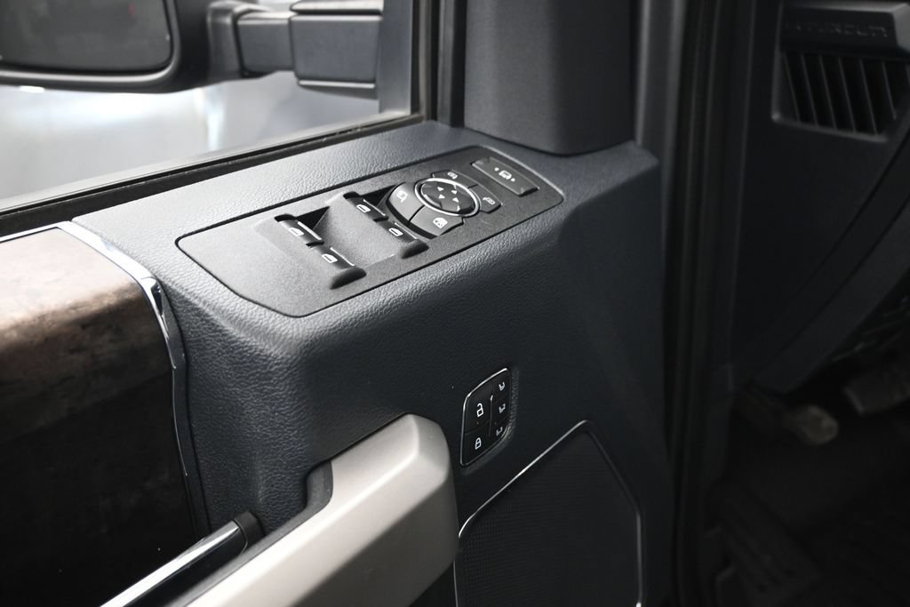 Used 2022 Ford F250 Lariat w/ Tremor Off-Road Package AWD/4WD image 10