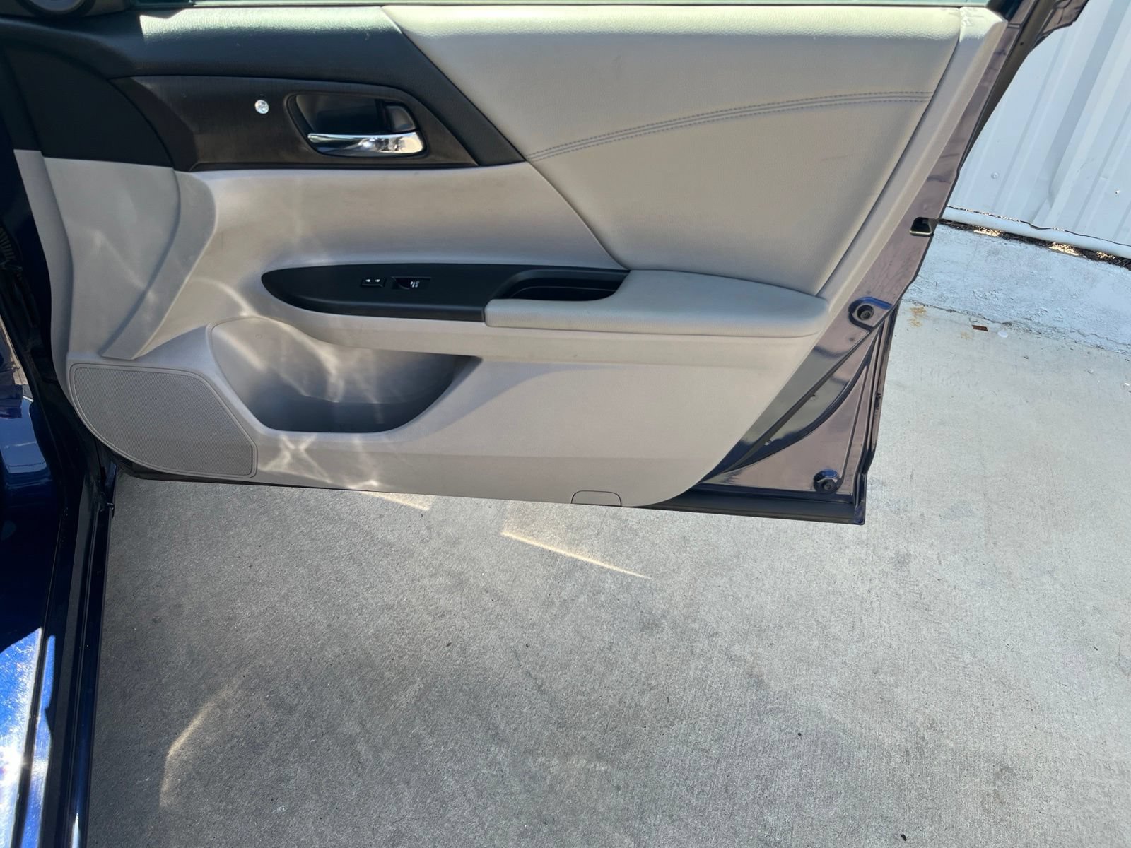 Used 2013 Honda Accord EX image 17
