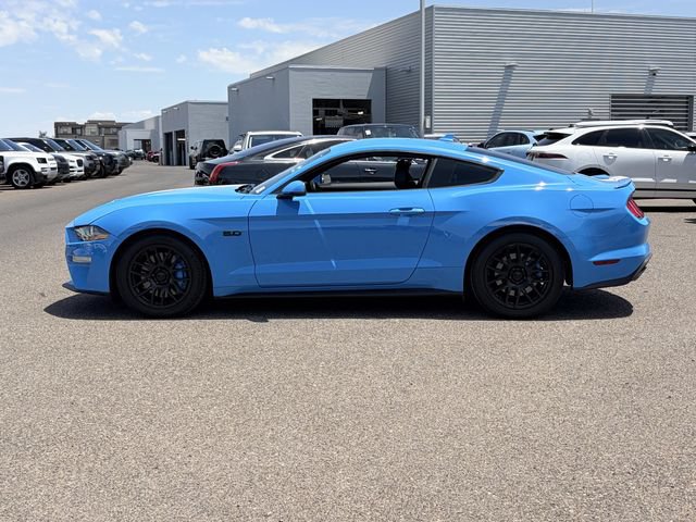 Used 2022 Ford Mustang GT Premium w/ Equipment Group 401A RWD image 9