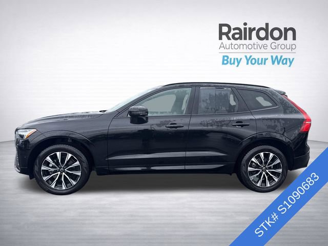 Used 2025 Volvo XC60 B5 Plus AWD/4WD image 4