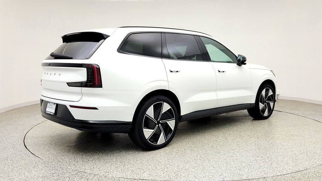 Used 2025 Volvo EX90 Plus AWD/4WD image 5