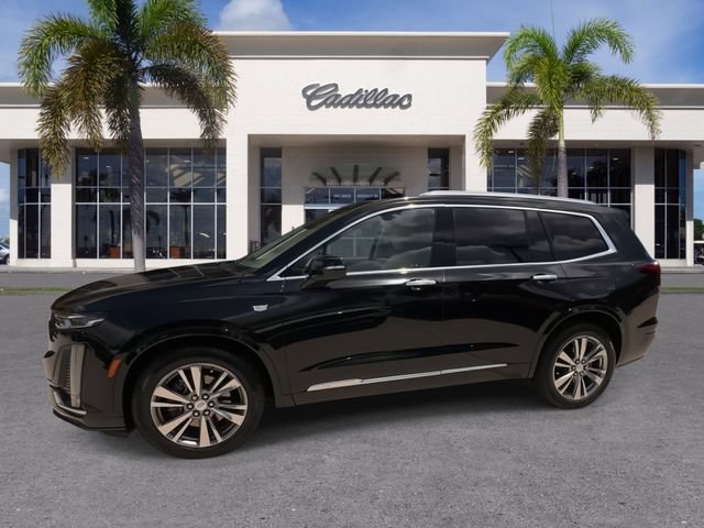 Certified 2023 Cadillac XT6 Premium Luxury FWD image 7