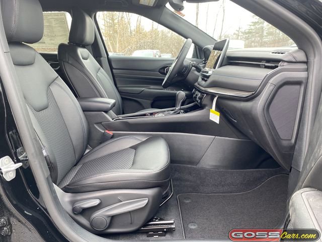 New 2026 Jeep Compass Latitude image 6