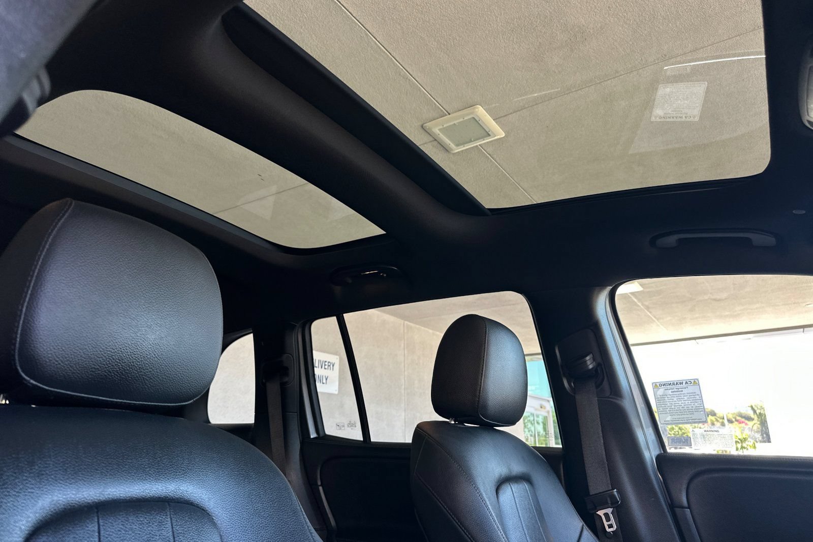 Used 2022 Mercedes-Benz GLB 250 4MATIC image 16