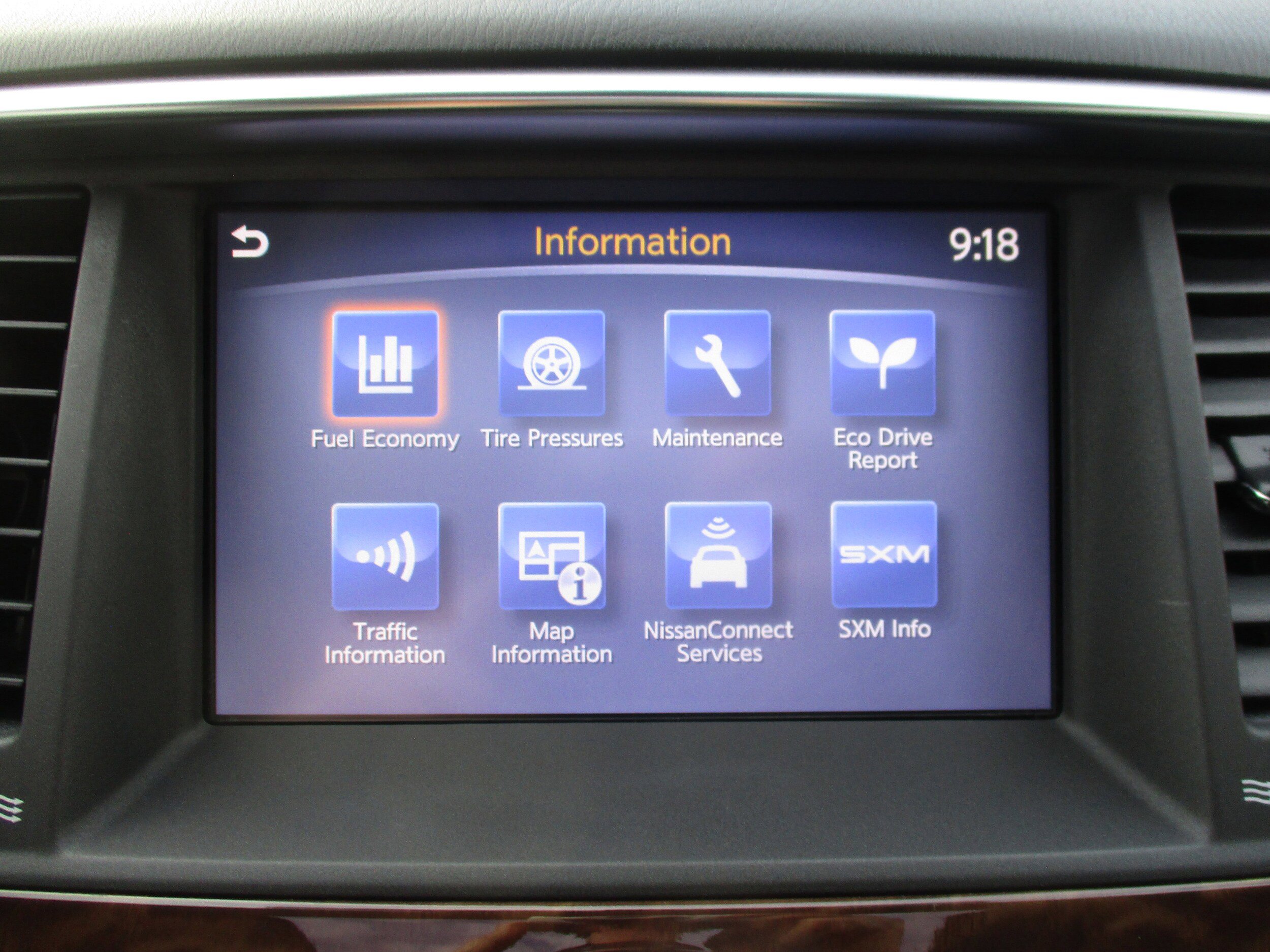 Used 2020 Nissan Armada SL w/ Premium Package AWD/4WD image 24