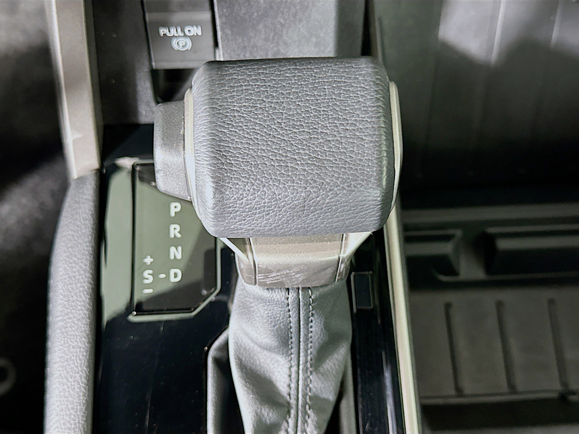 Used 2025 Toyota Tundra Limited image 24