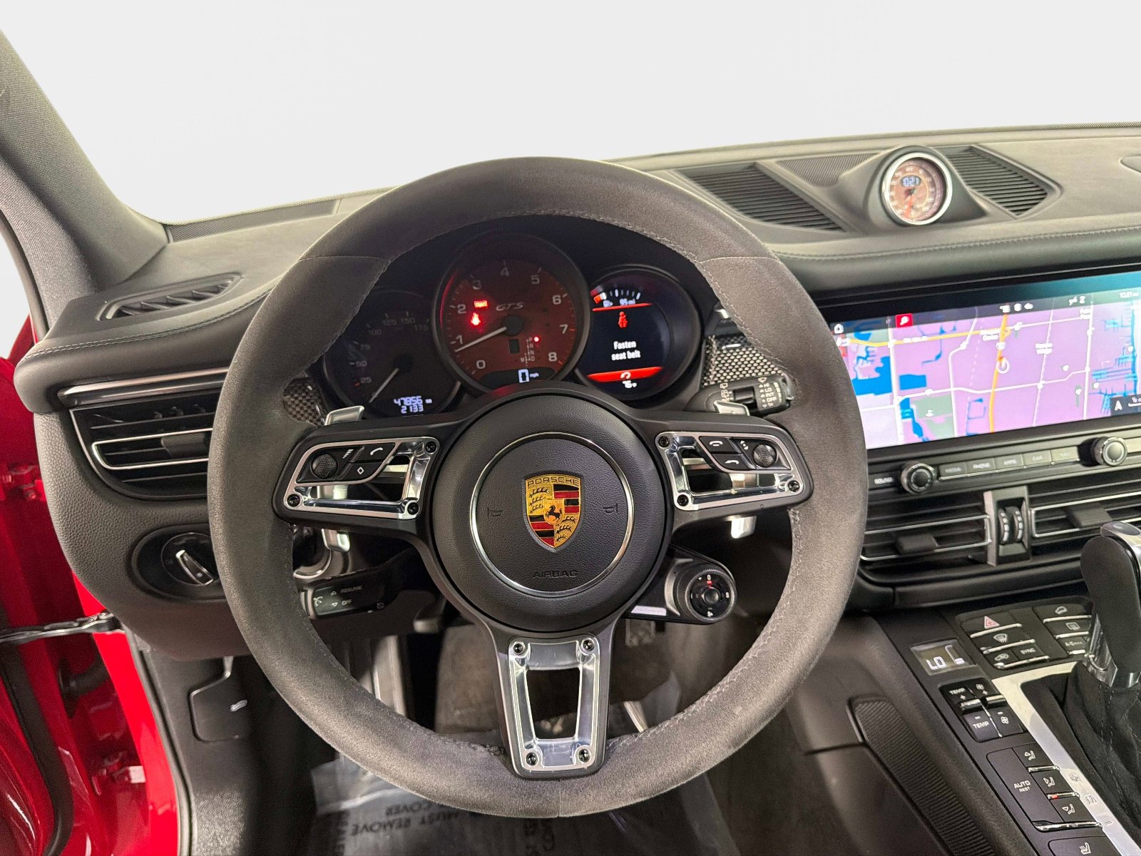 Used 2021 Porsche Macan GTS w/ Sport Chrono Package AWD/4WD image 38