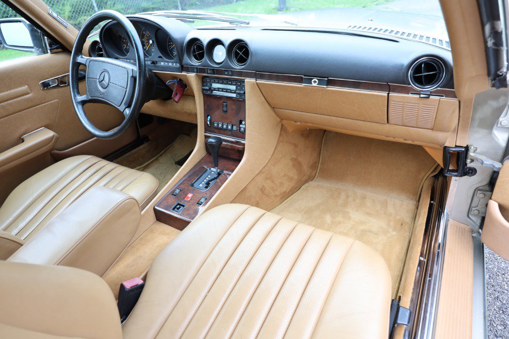 Used 1989 Mercedes-Benz 560 SL image 12