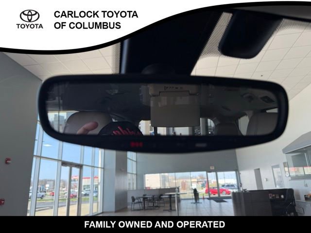 Used 2017 Chrysler Pacifica Touring-L image 31