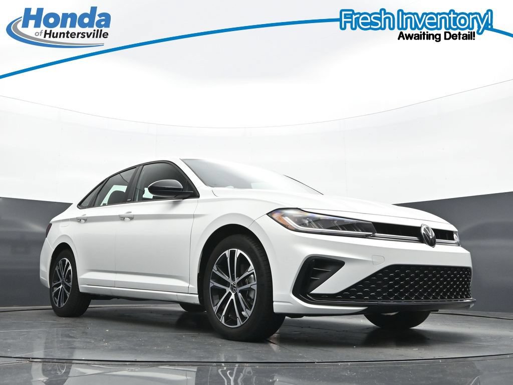 Used 2025 Volkswagen Jetta Sport FWD image 26