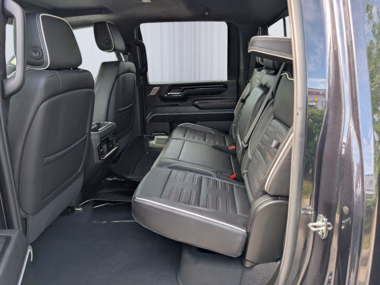 Certified 2025 GMC Sierra 2500 AT4X AWD/4WD image 13