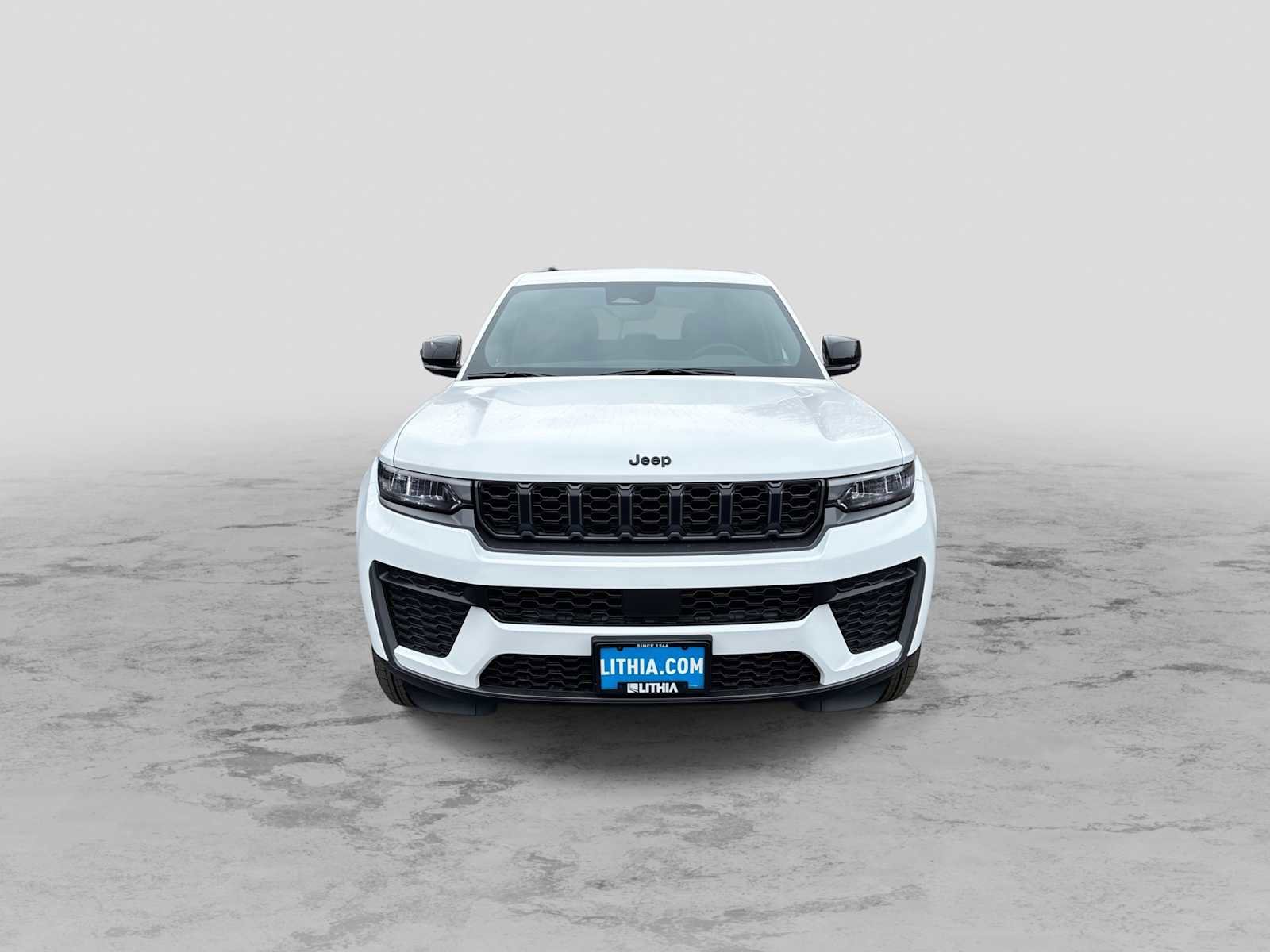 New 2026 Jeep Grand Cherokee Altitude AWD/4WD image 3