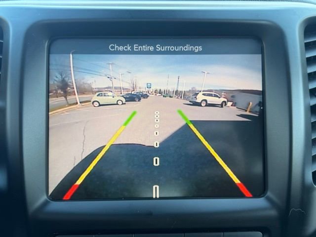 Used 2015 Jeep Cherokee Limited w/ Technology Group image 6