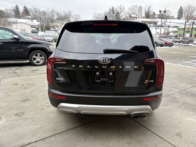 Used 2020 Kia Telluride S w/ S 8 Passenger Seating Package image 4