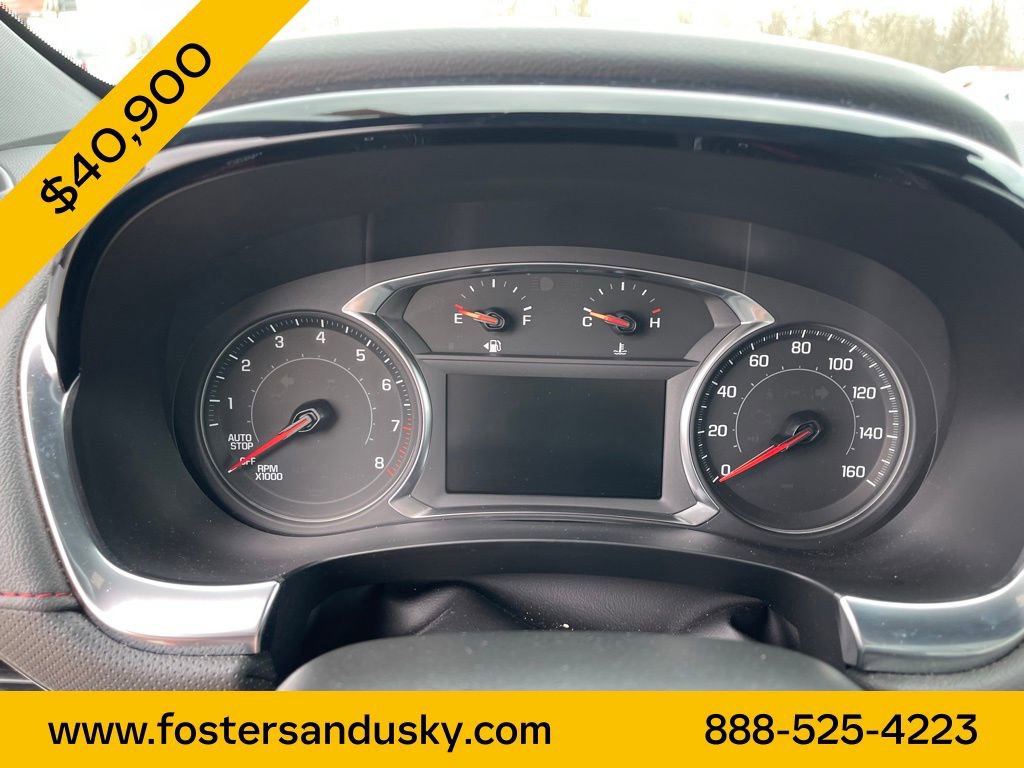 Used 2023 Chevrolet Traverse RS image 13