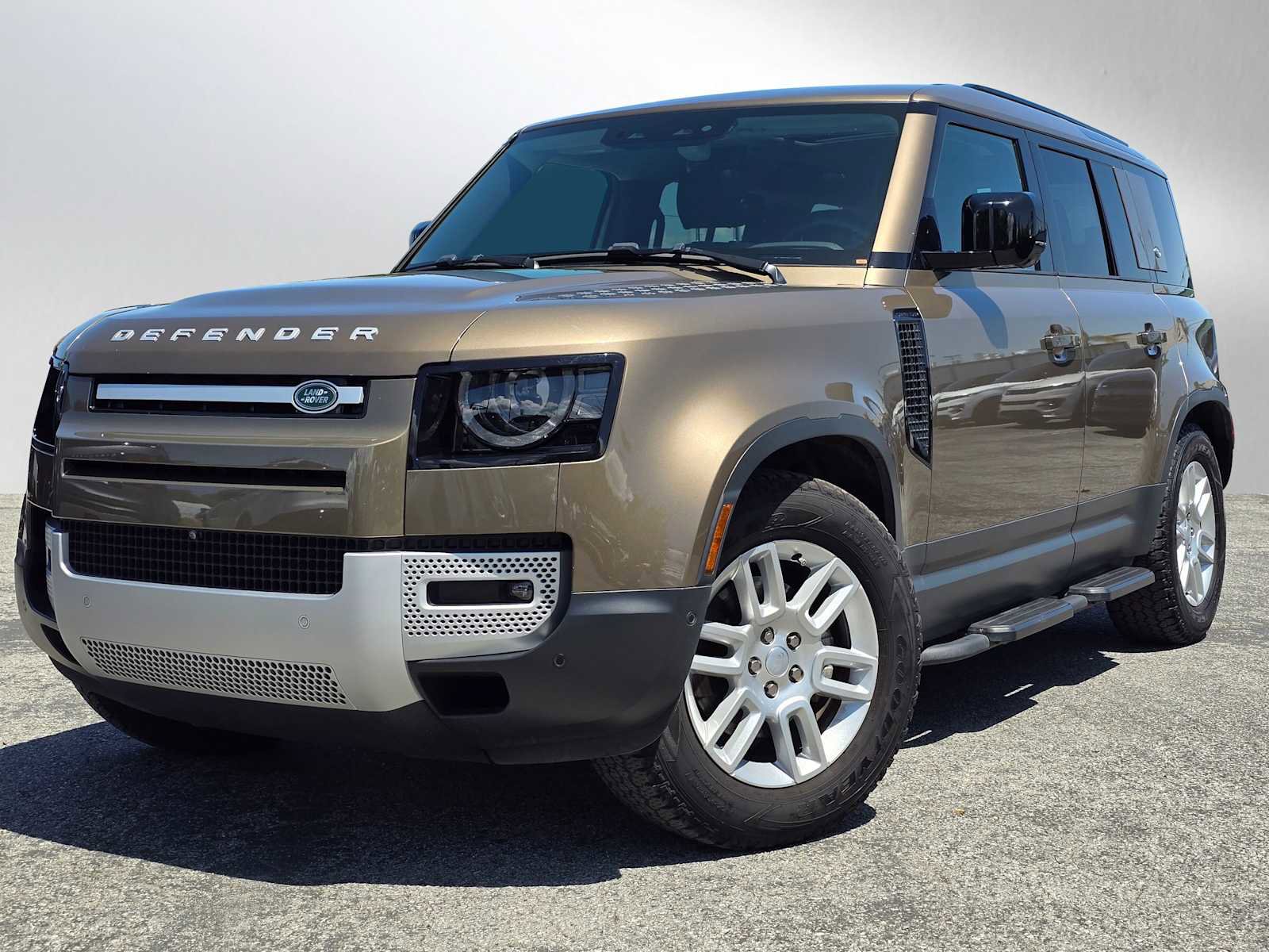 Used 2024 Land Rover Defender 110 S AWD/4WD image 1