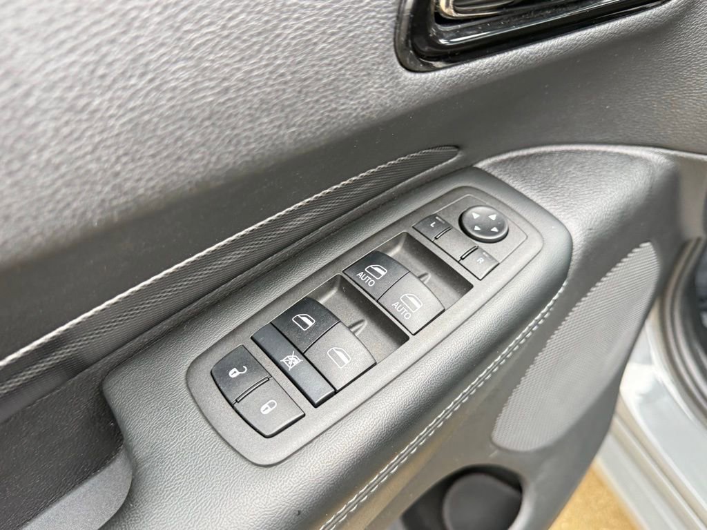 Used 2022 Dodge Durango GT image 19