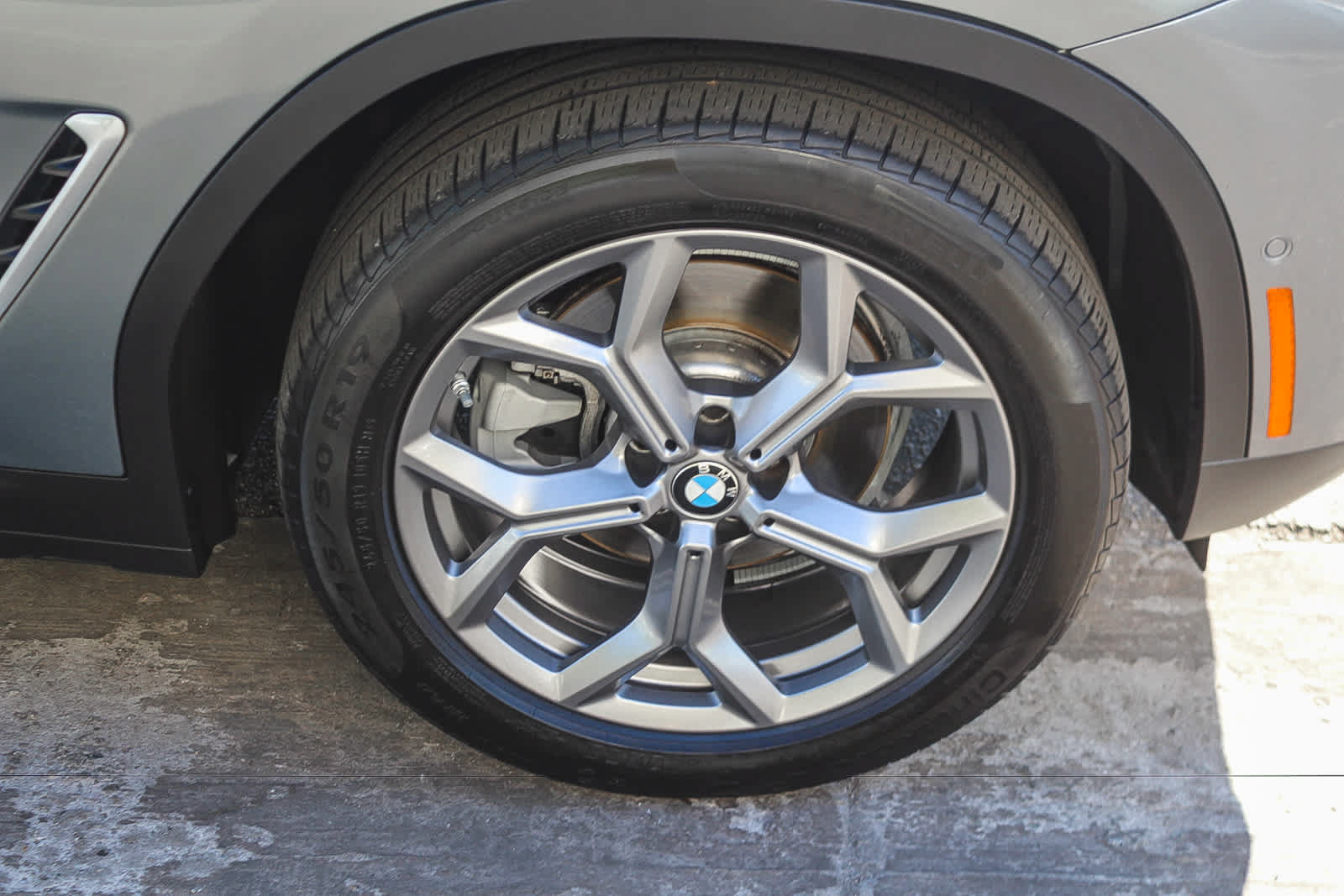 Used 2024 BMW X3 sDrive30i w/ Convenience Package RWD image 9