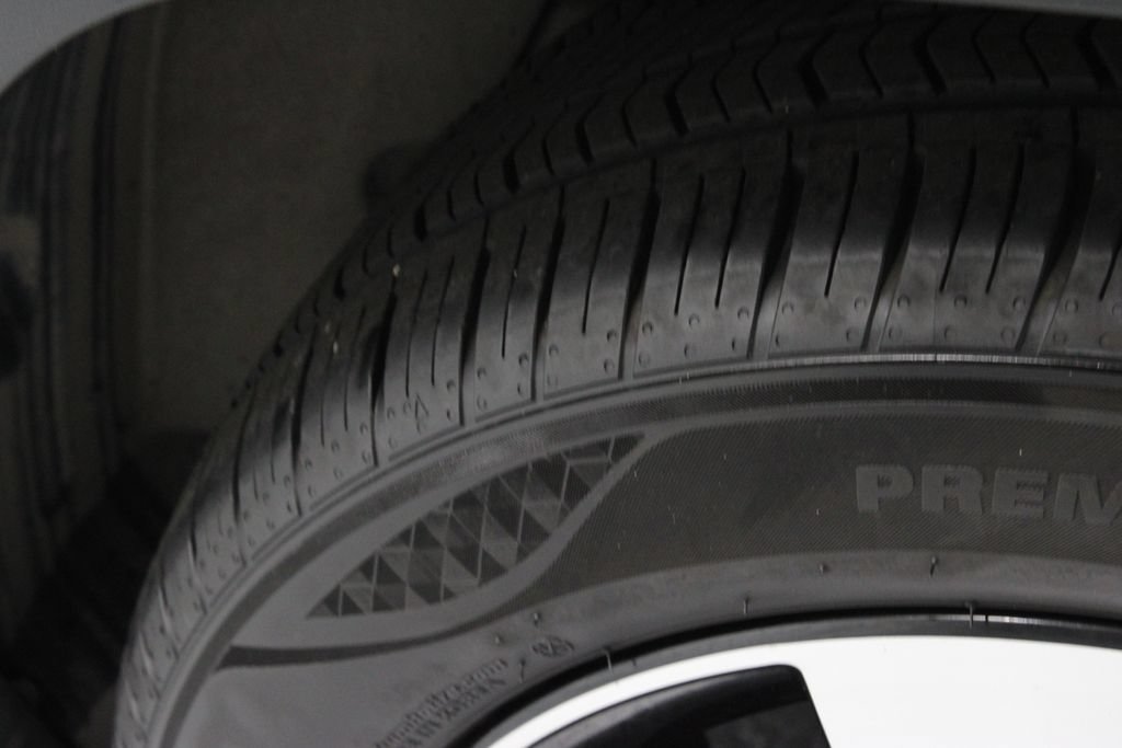 Used 2025 Hyundai Kona SEL FWD image 19