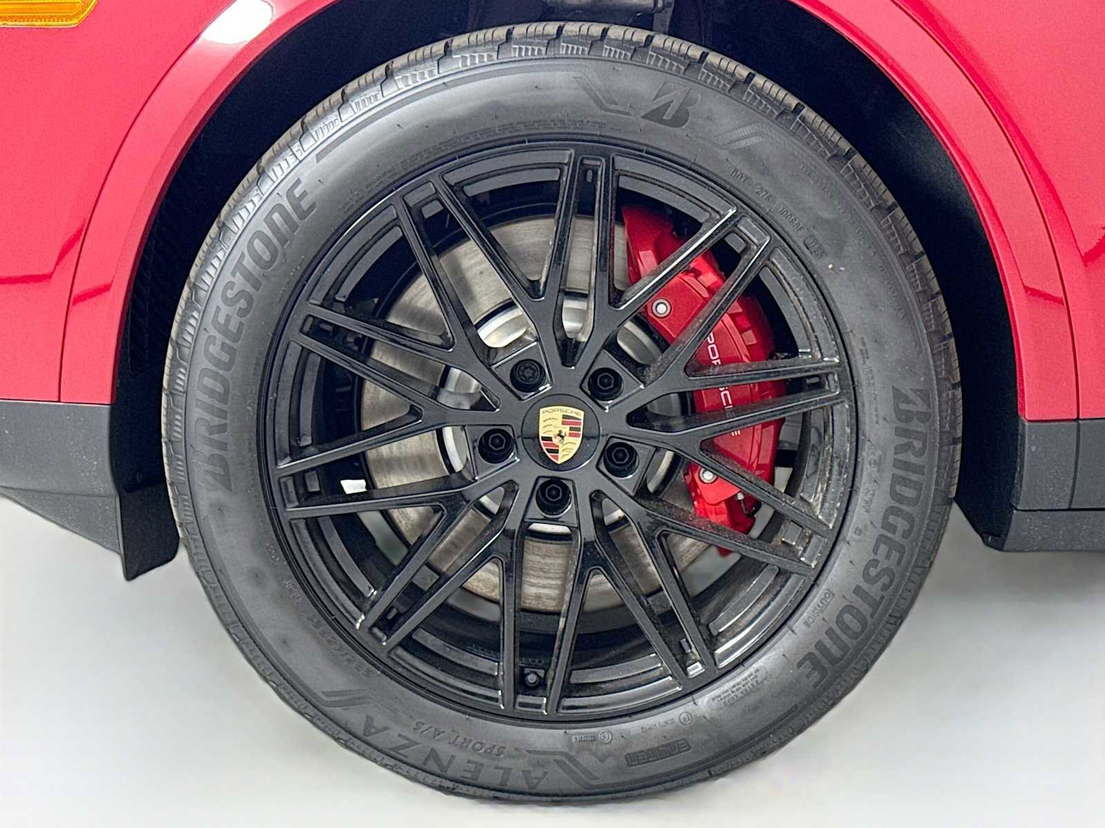 New 2025 Porsche Cayenne S image 33