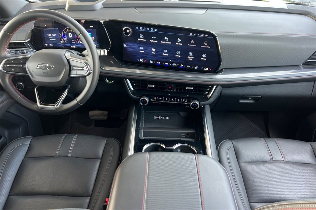 Used 2025 Chevrolet Suburban RST image 20