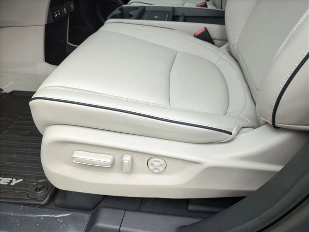 New 2027 Honda Odyssey Touring image 4