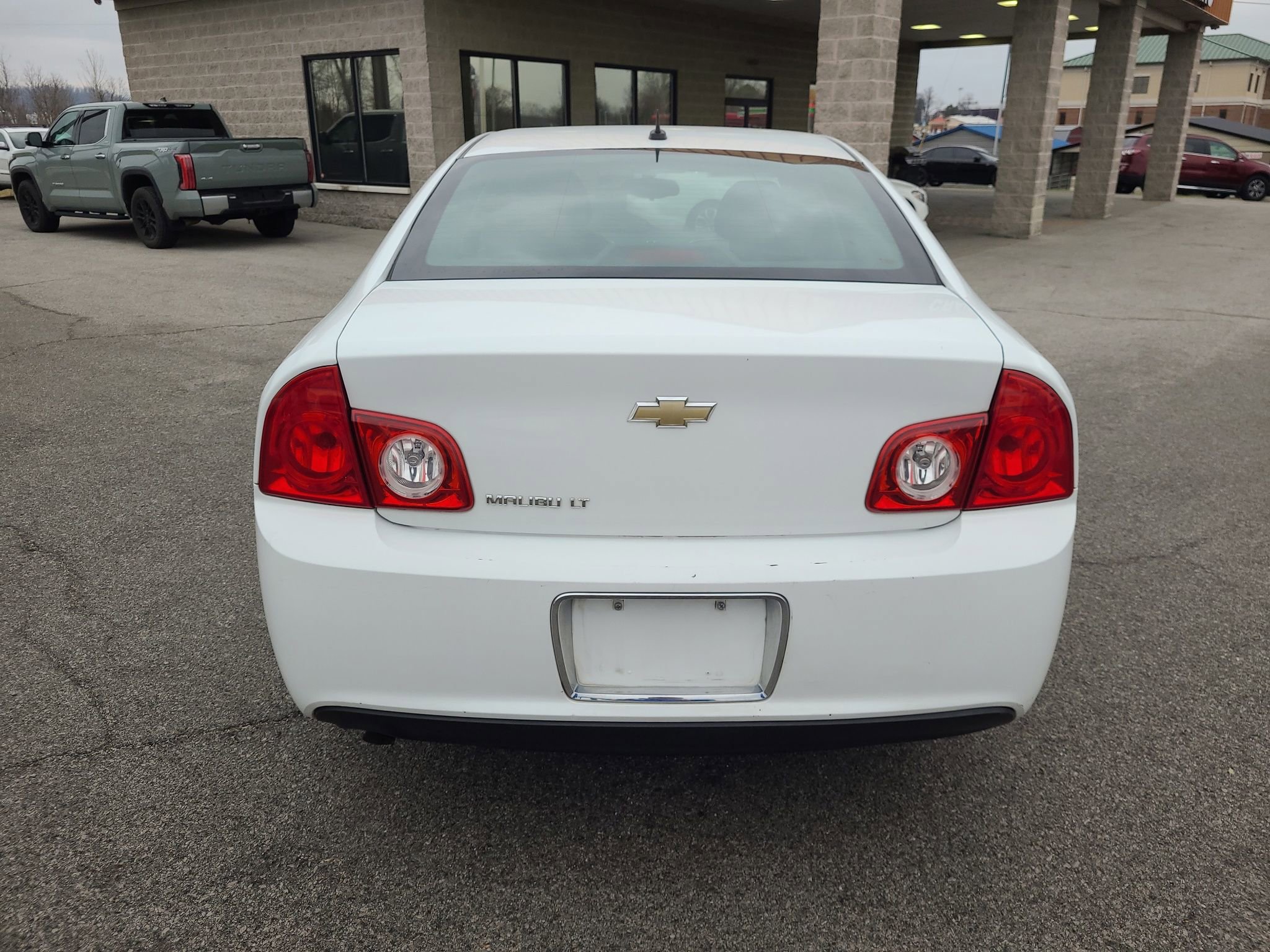 Used 2011 Chevrolet Malibu LT image 4